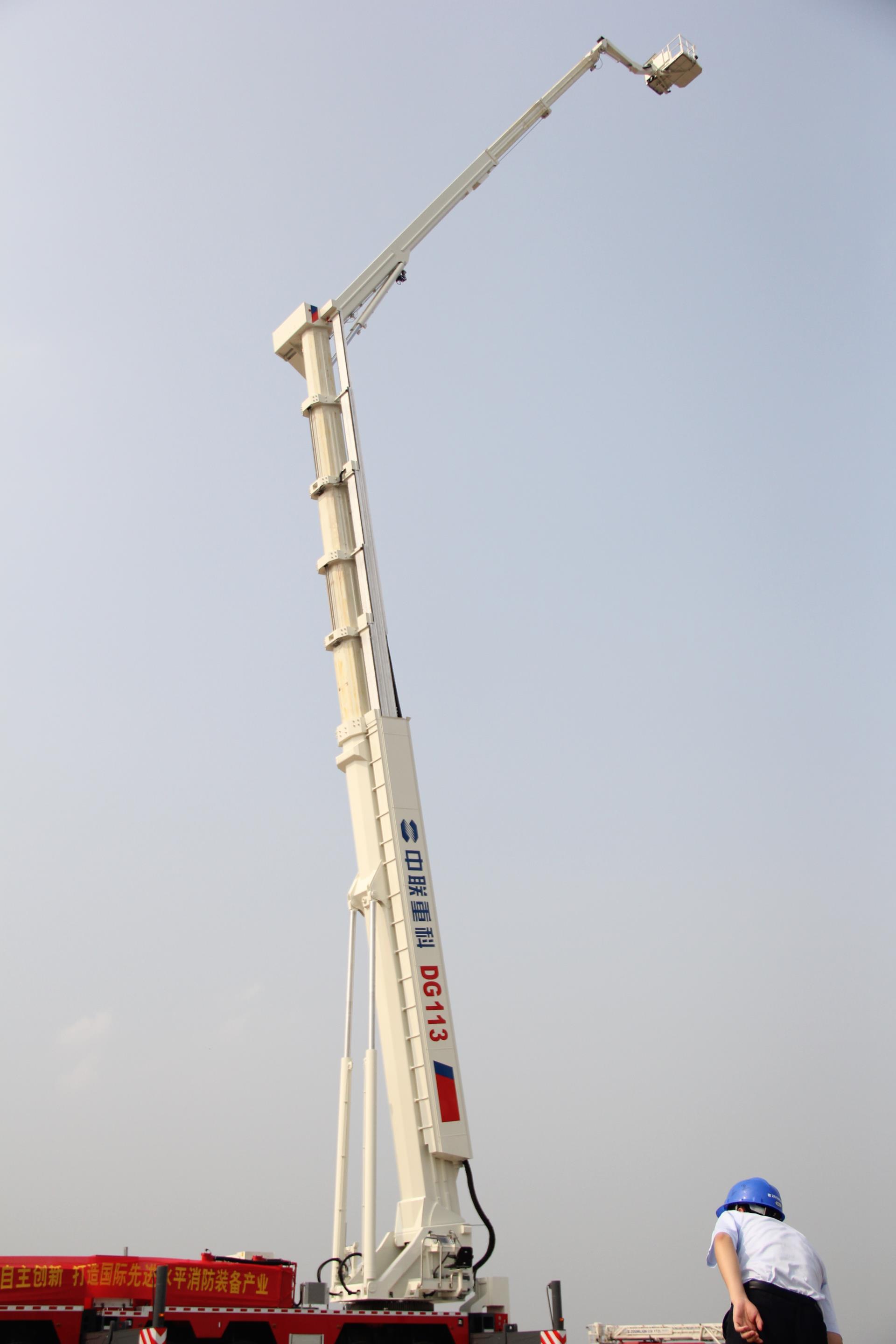 DG113,113米登高车