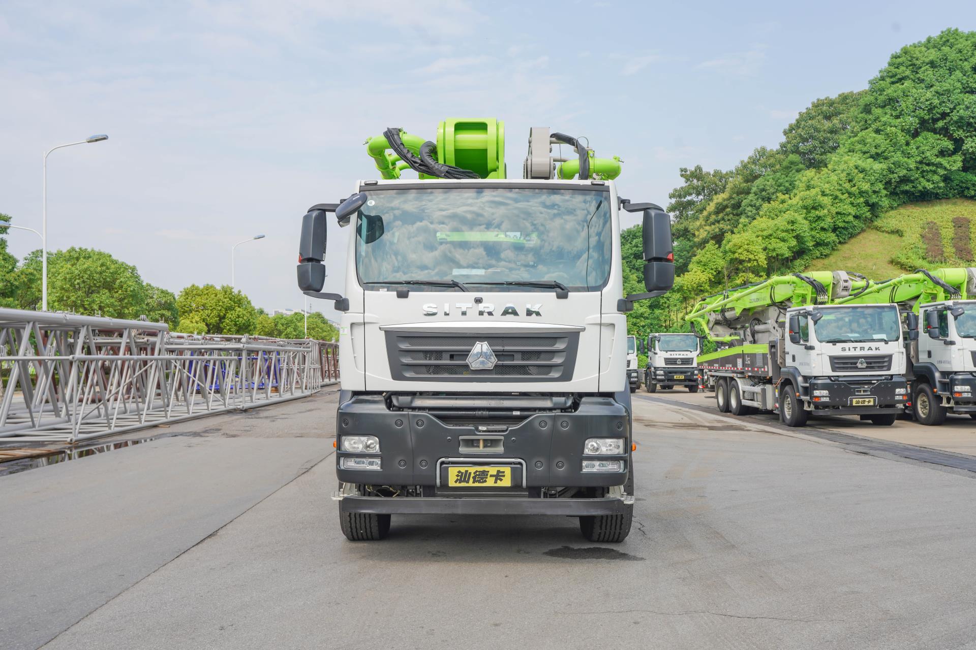 五桥67M重汽汕德卡国六泵车_产品型号_产品段位_小类_混凝土机械_工程机械_产品中心_ng电子游戏