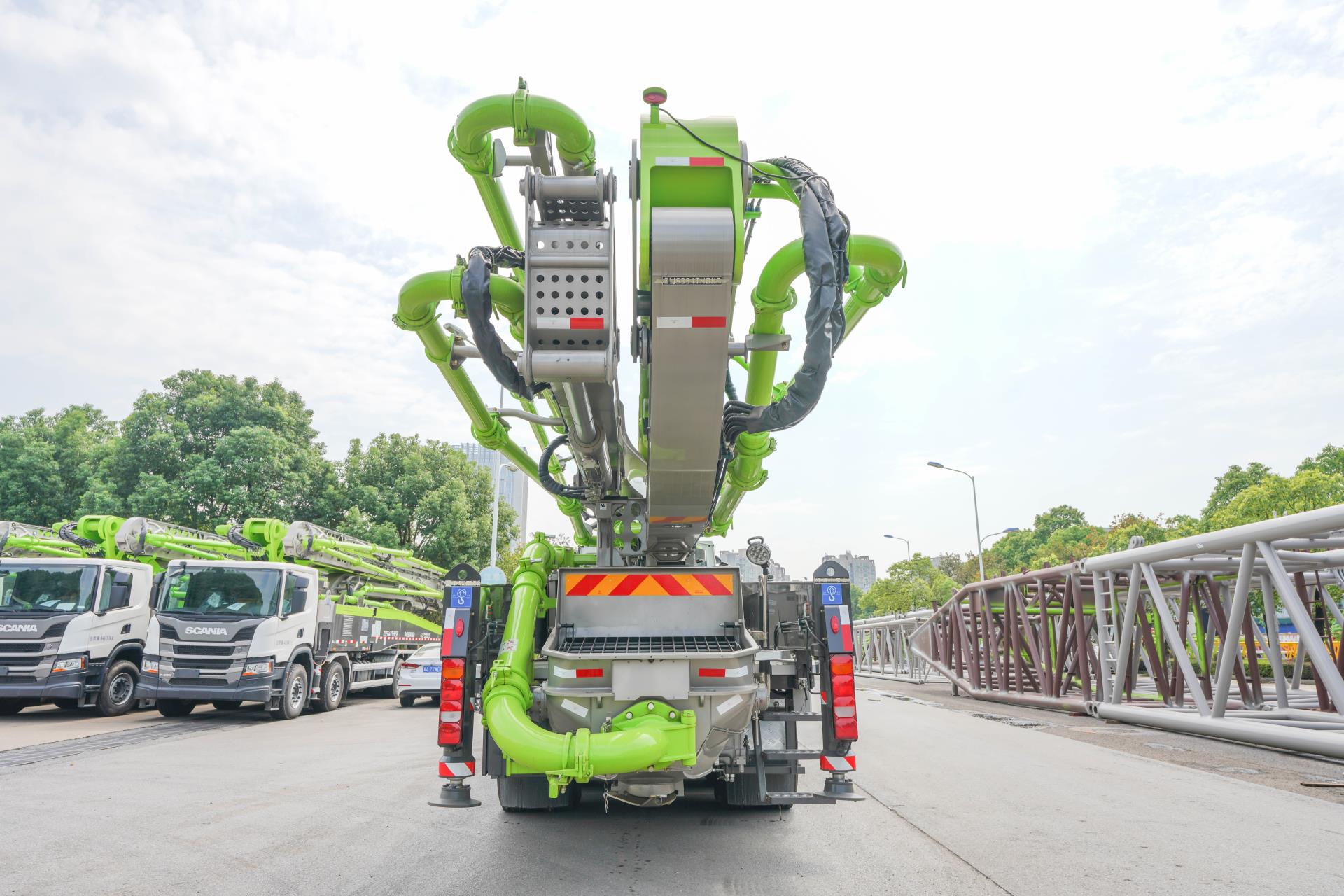 三桥50M重汽汕德卡国六泵车_产品型号_产品段位_小类_混凝土机械_工程机械_产品中心_ng电子游戏