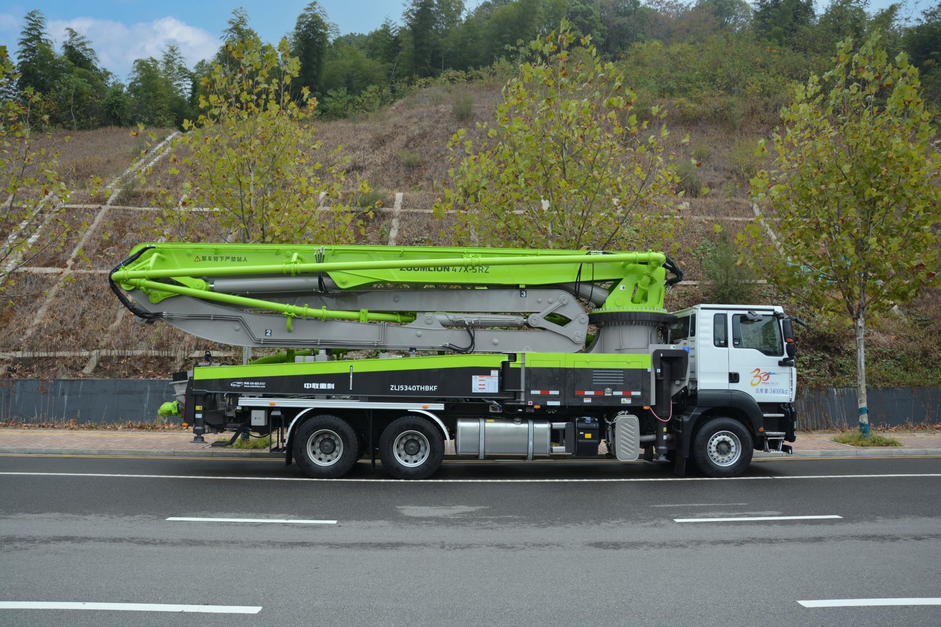 三桥47米重汽汕德卡国六泵车_产品型号_产品段位_小类_混凝土机械_工程机械_产品中心_ng电子游戏