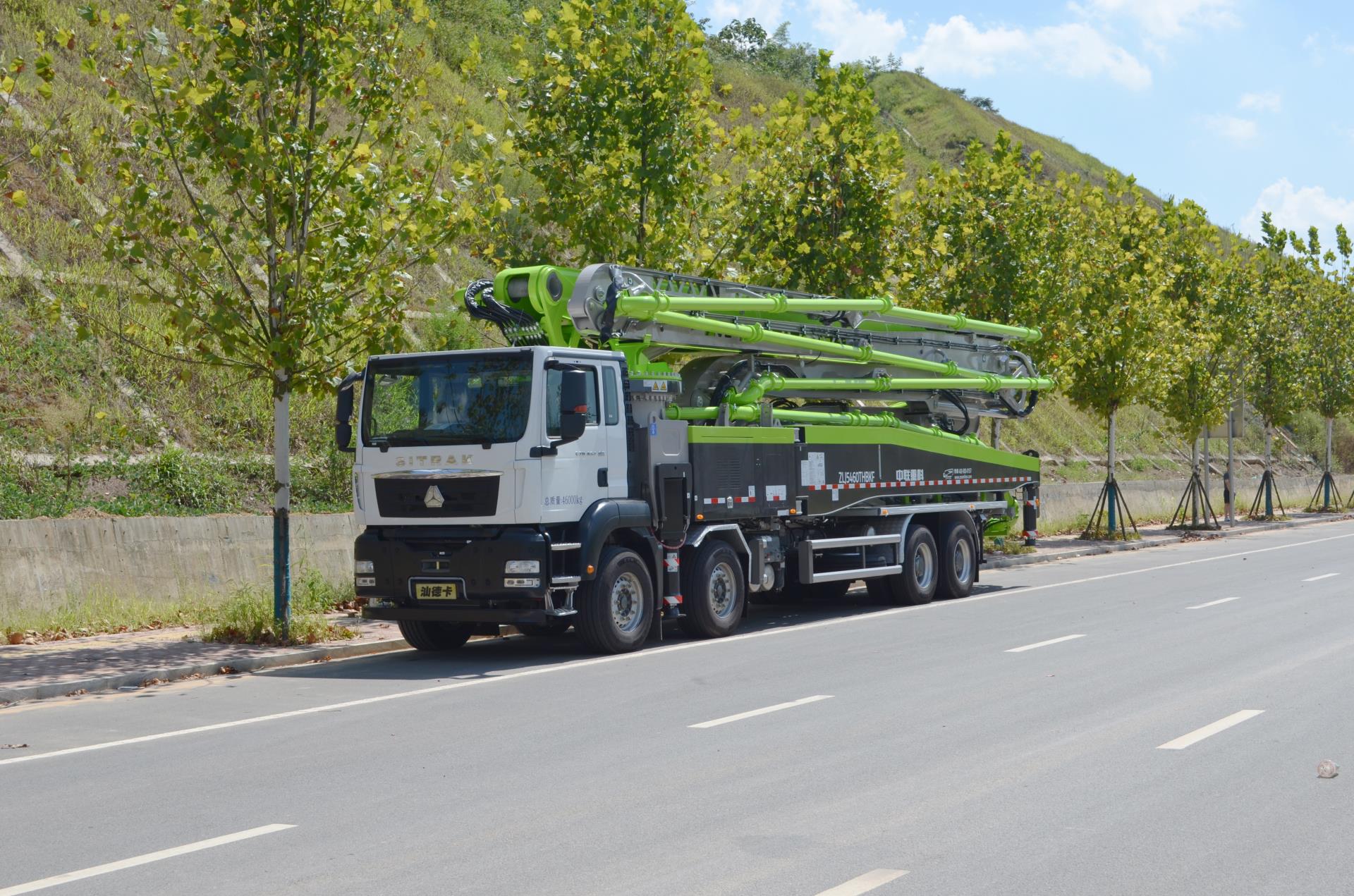四桥60M重汽汕德卡国六泵车_产品型号_产品段位_小类_混凝土机械_工程机械_产品中心_ng电子游戏